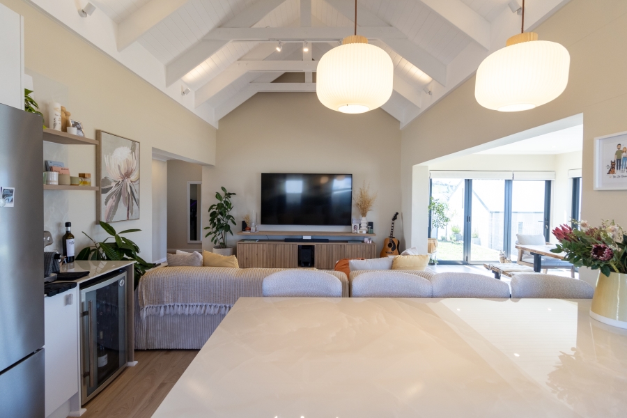 3 Bedroom Property for Sale in Aan de Wijnlanden Western Cape